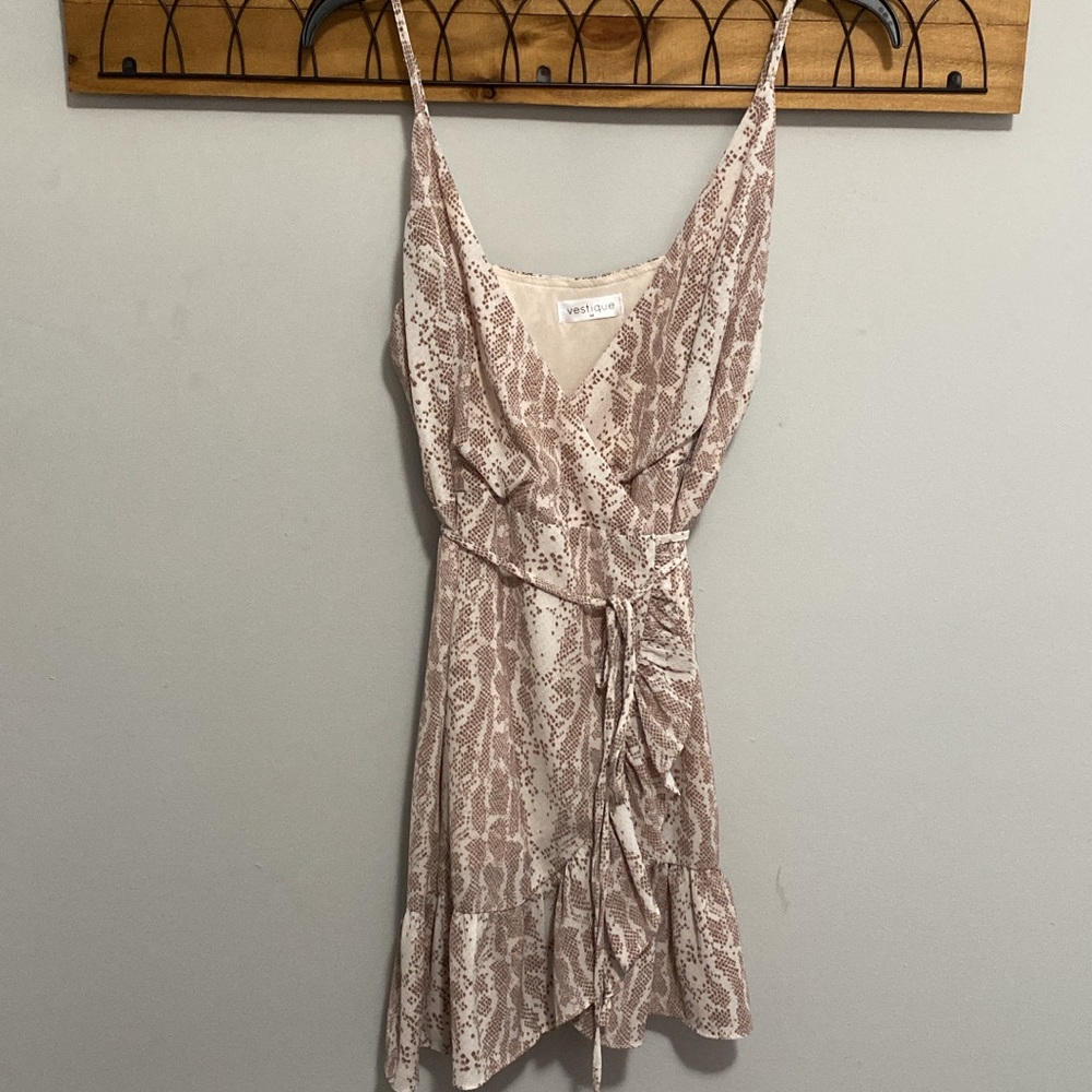 Vestique snakeskin print wrap dress size medium